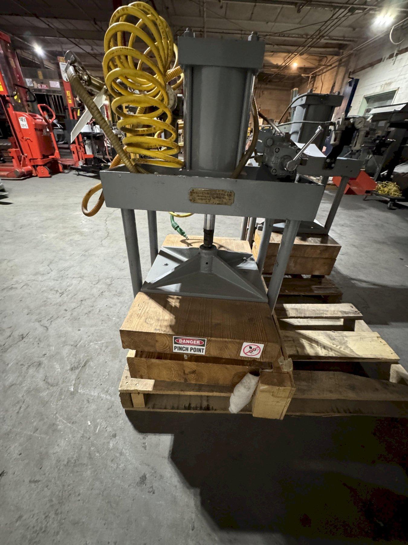 Heavy Duty Pneumatic Hydraulic Press, Rock City Machine Press 21