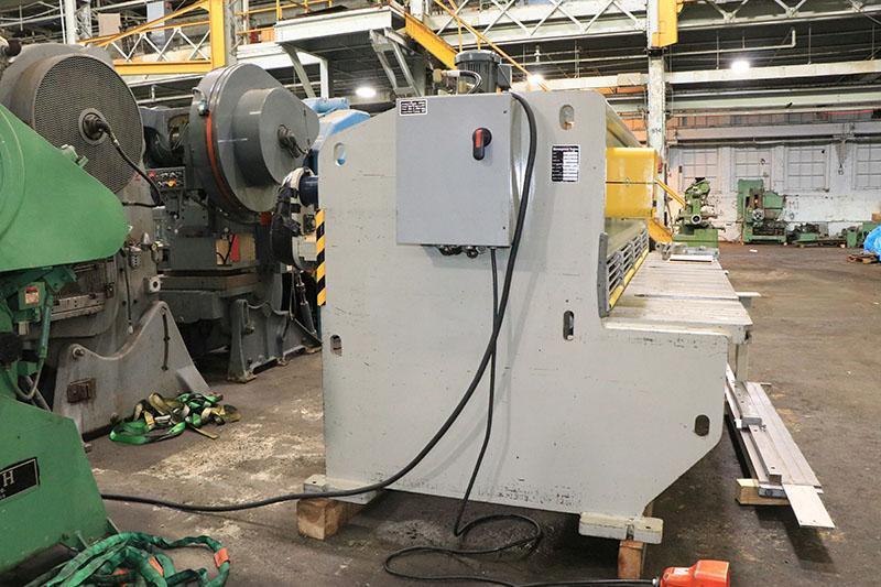1/4" x 10' ACCURSHEAR HYDRAULIC POWER SHEAR MODEL: 625010