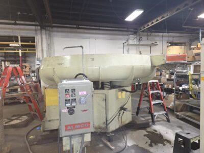 Almco OR-40 Round Bowl Vibratory Finisher, 1995 – Large Batch Deburring Machine, Industrial Finishing