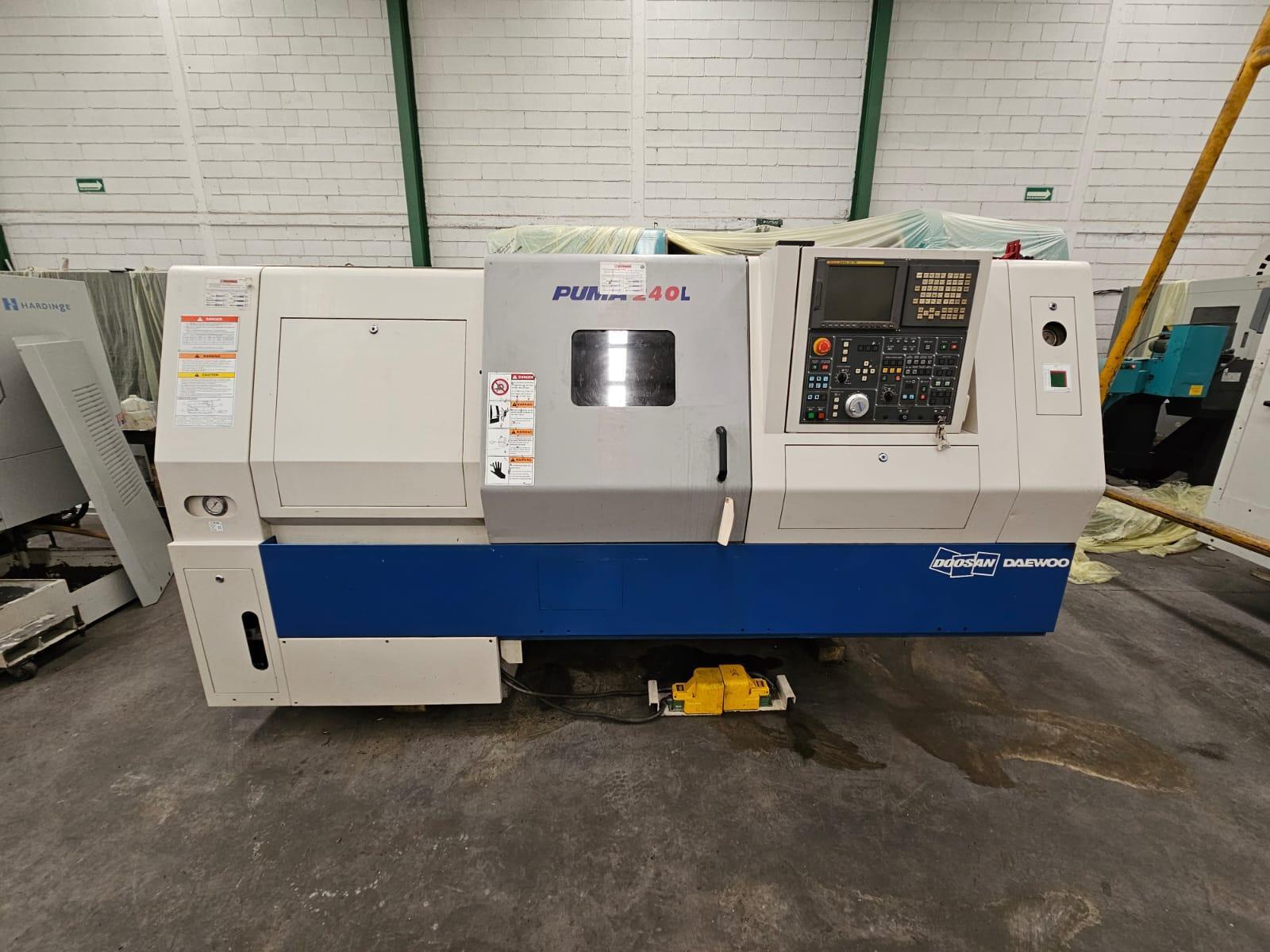 Doosan Puma 240L CNC Lathe For Sale 2005