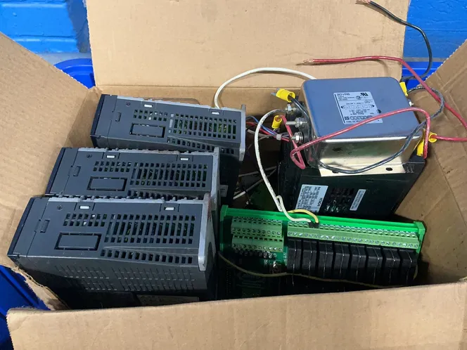 MAXSINE, HITACHI, SERVO AUTOMATION MISC. ELECTRICAL EQUIPMENT