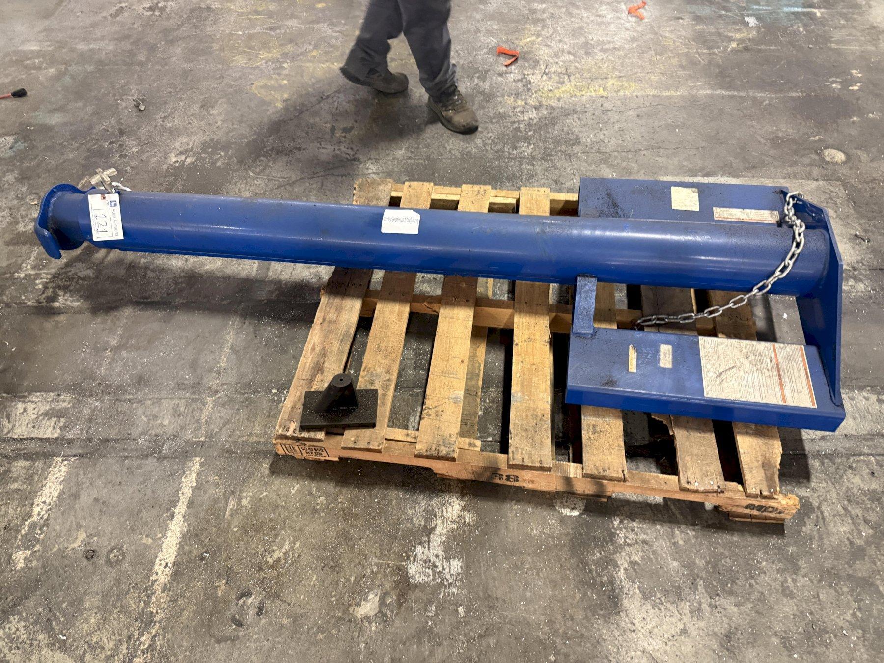 4000 LBS X 12' FORKLIFT BOOM ATTACHMENT: YOBRO #25812