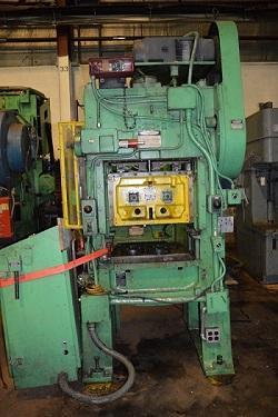 30 Ton MINSTER #P2-30-24 "PIECE MAKER" HIGH SPEED PRESS