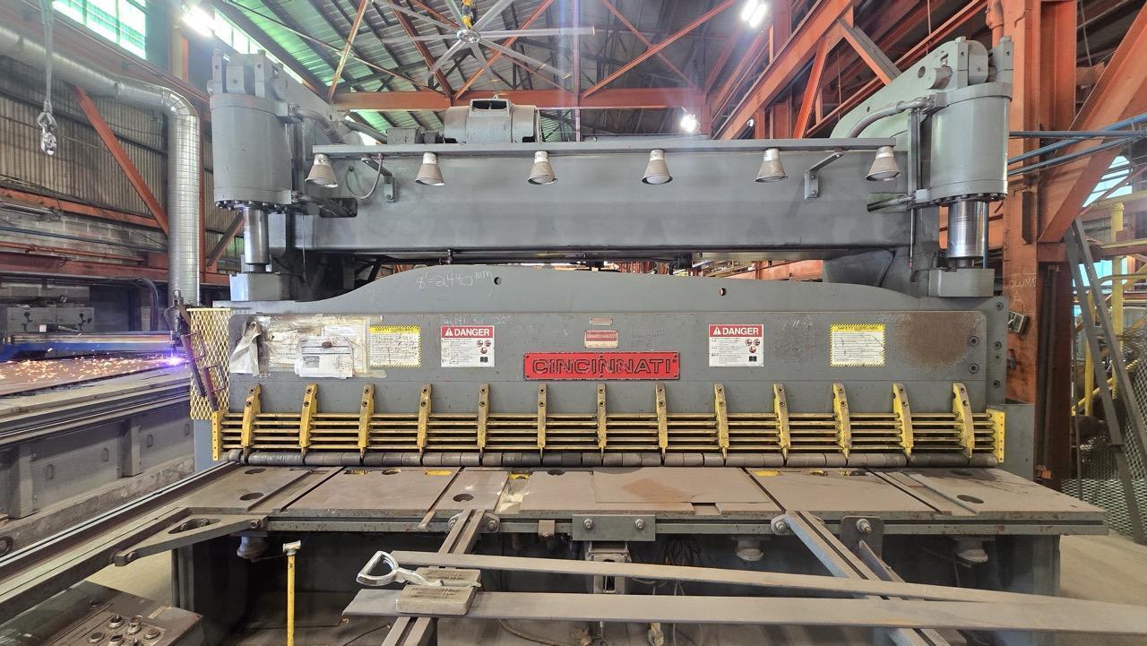 3/4″ x 12′ Cincinnati 6SE12 Hydraulic Shear, 1982 – Front Arms, Backgauge, 25′ Sheet Support Rollers