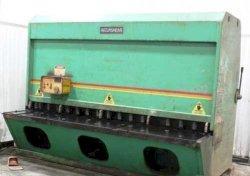 10' X 1/2" ACCURSHEAR MODEL 850010 HYDRAULIC SHEAR