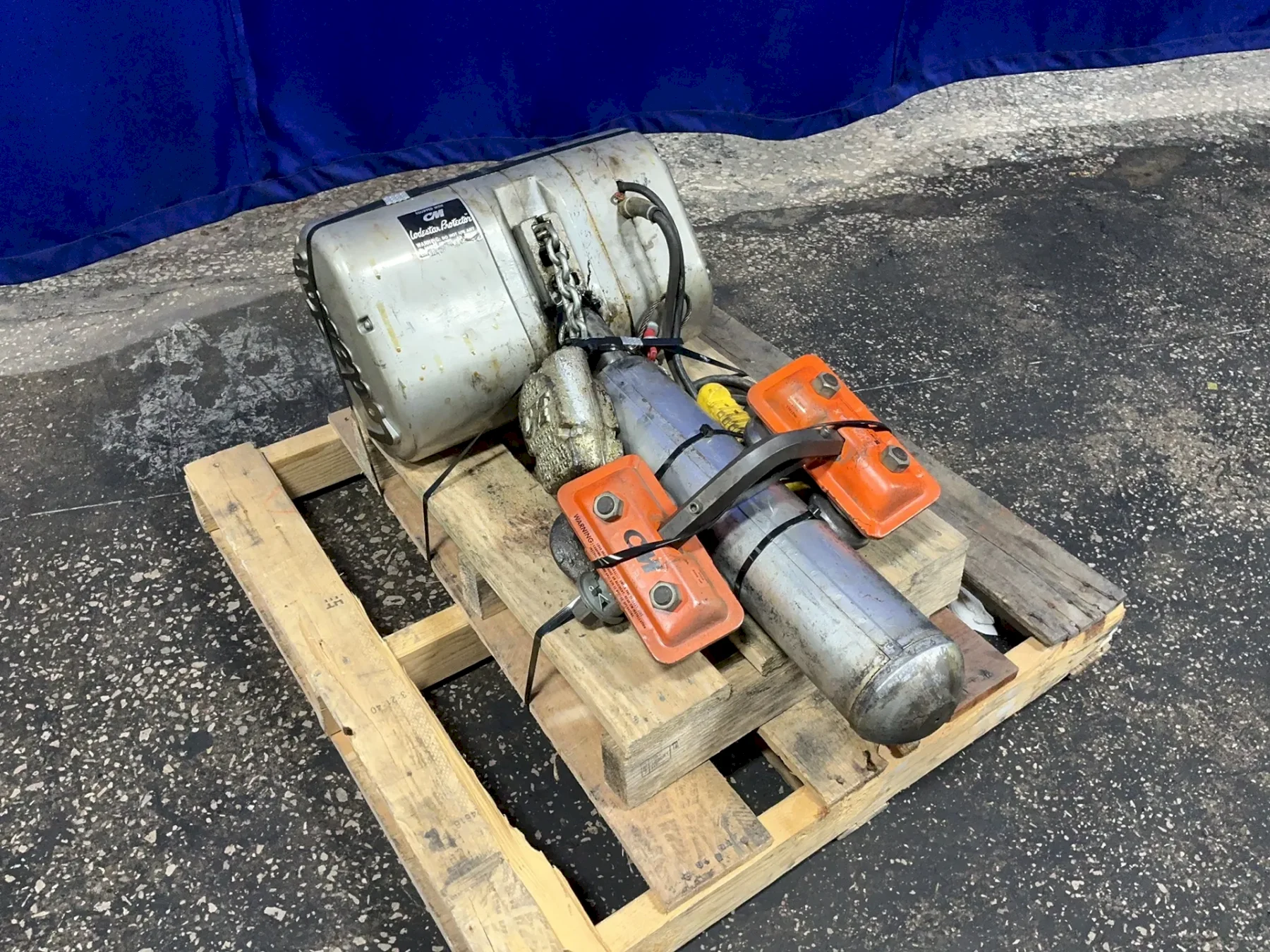 CM 2 TONS HOIST  -  R 2 TON