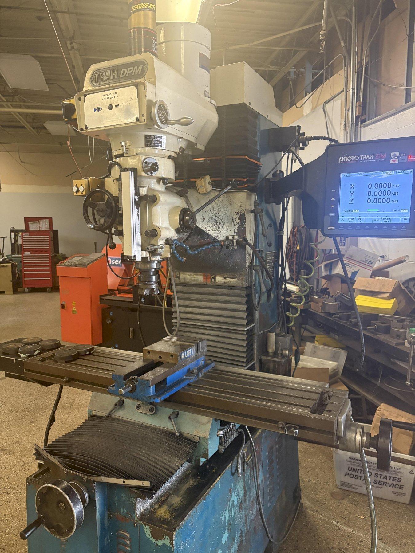 1998 Southwestern Industries TRAK DPM 3-Axis CNC Bed Mill | 40-Taper, Power Drawbar, ProtoTRAK SM