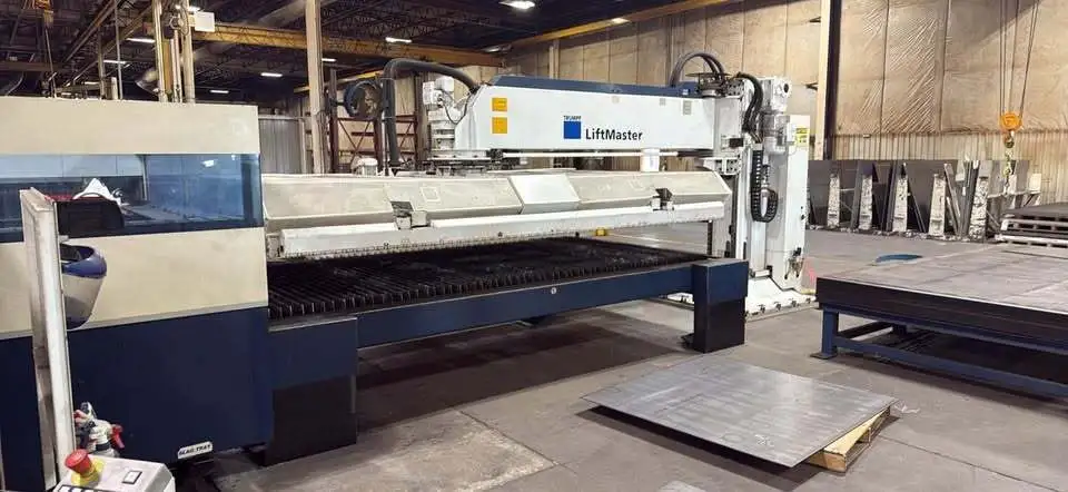 TRUMPF TRULASER 3040 CO2 LASER WITH LIFTMASTER