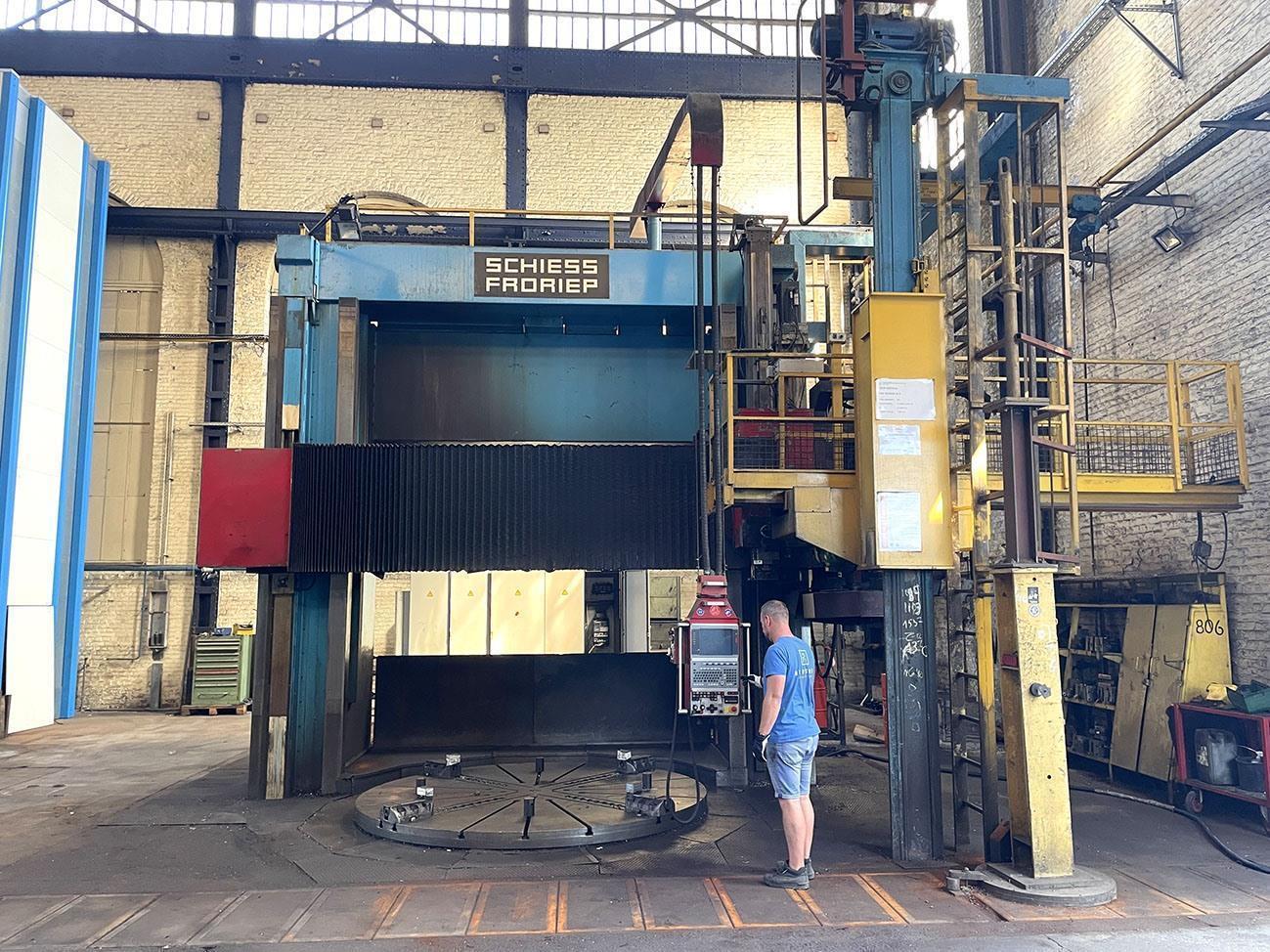 Schiess 32 DZ - Ø 4020 x 3420 mm CNC