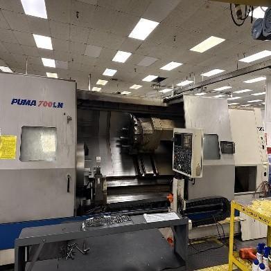 2006 Doosan Puma 700LM CNC Lathe - 44.55" Swing, 1500 RPM Spindle, 60HP