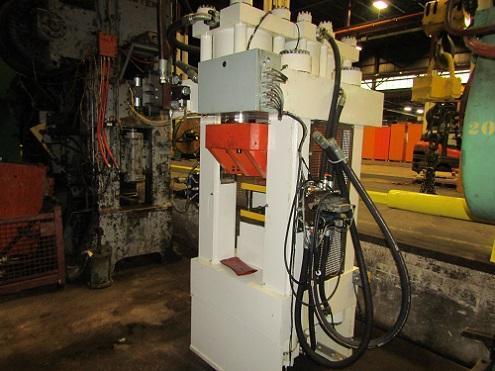 750 TON AMD FINE HYDRAULIC BLANKING PRESS