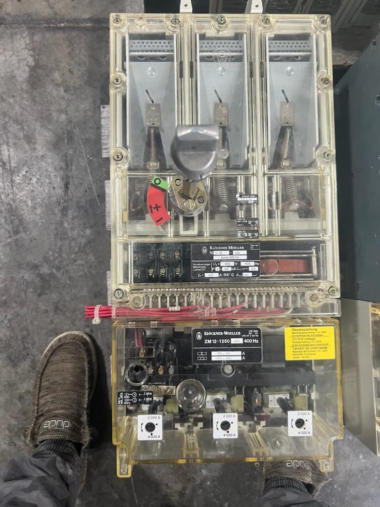 1 - PREOWNED KLOCKNER-MOELLER CIRCUIT BREAKER, MODEL #: NZM-12-1250