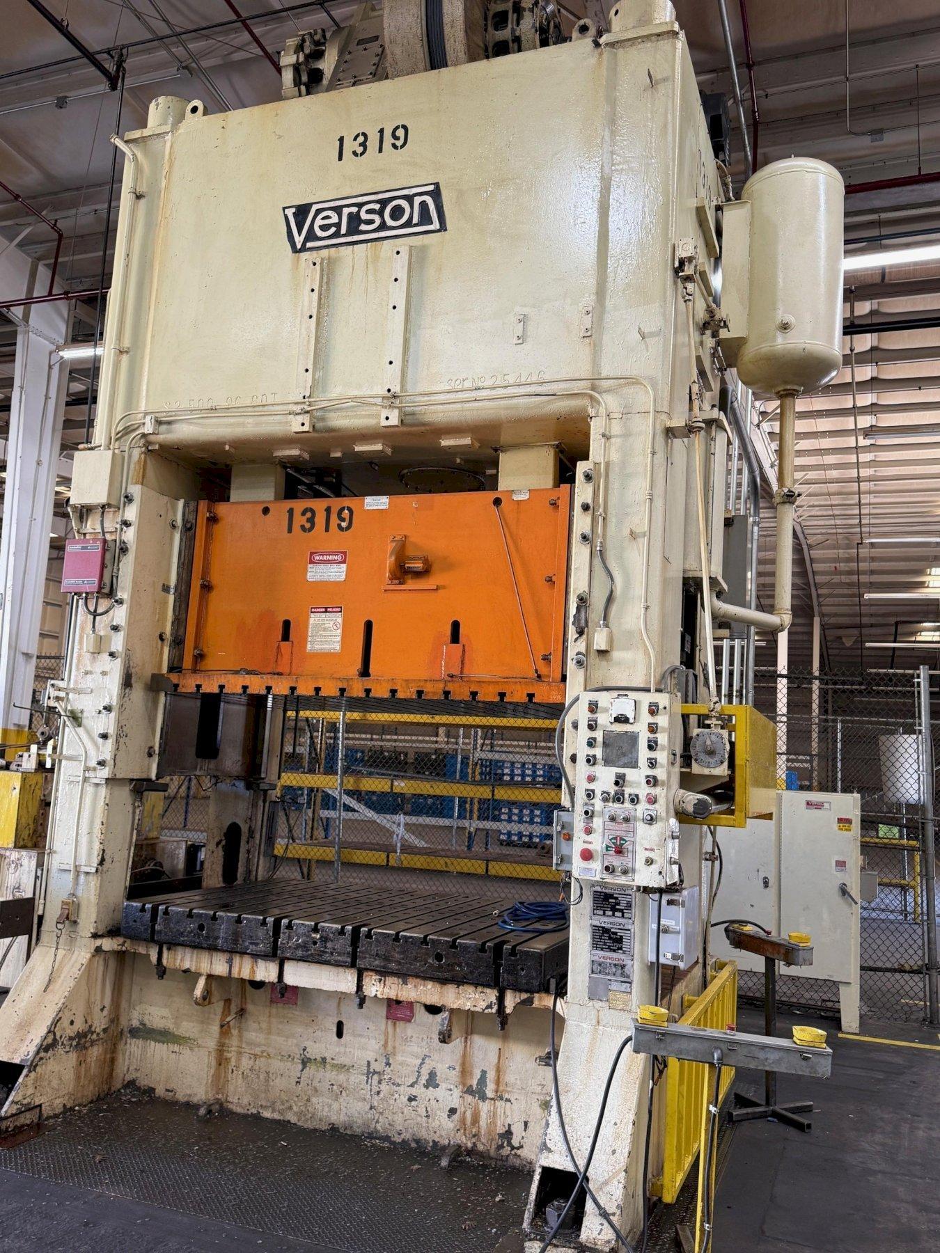 500 ton Verson S2-500-96-60T Straight Side Mechanical Stamping Press For Sale