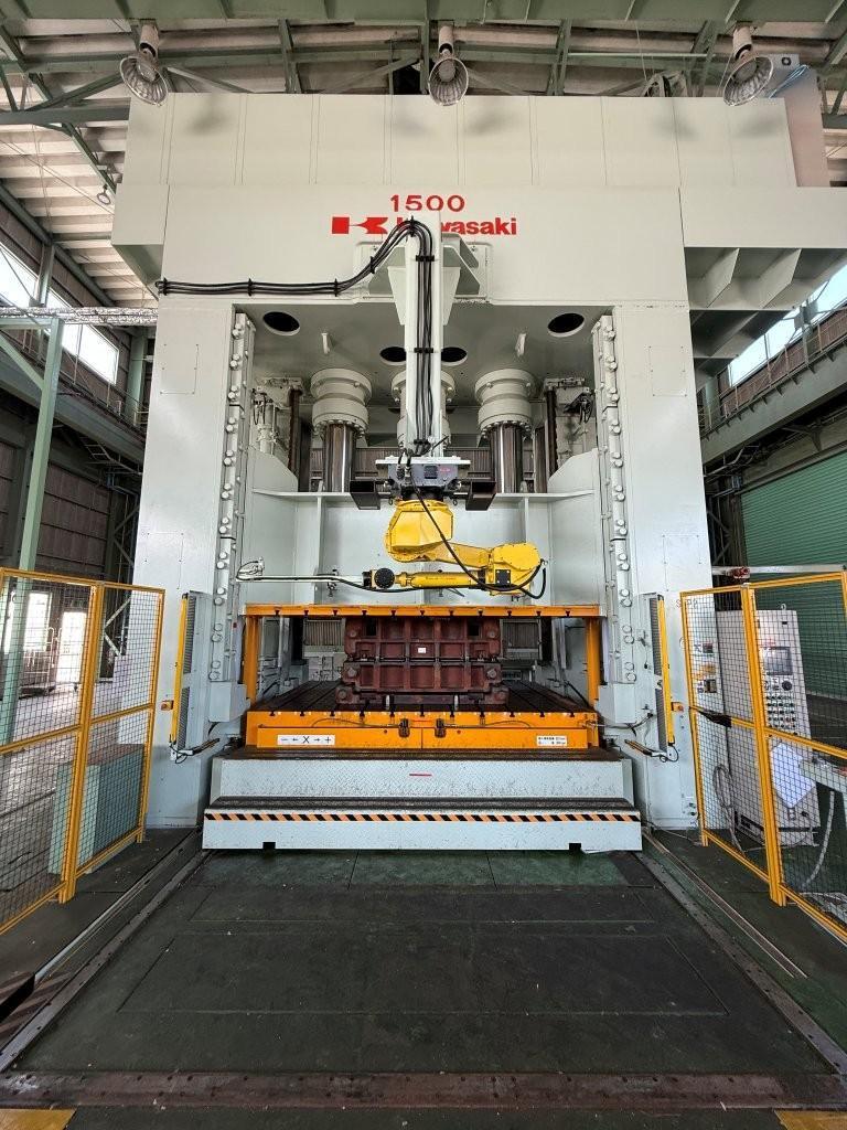 1500 Ton Hydraulic Kawasaki Press