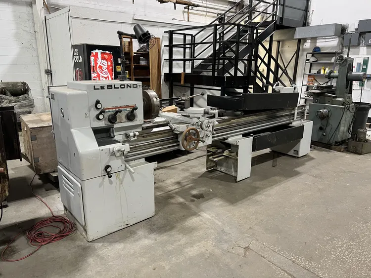 LEBLOND 19 1/4 " X 102" ENGINE LATHE, S/N 8E-2543, STOCK# 14187C