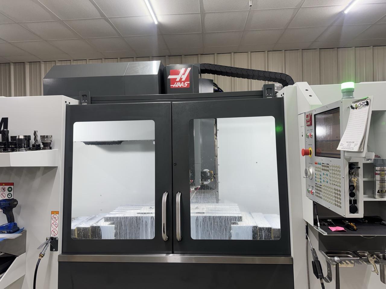 Haas VF-4 VMC, 2024 – 4th Axis Ready, Rigid Tap, High Speed Machining, Chip Auger