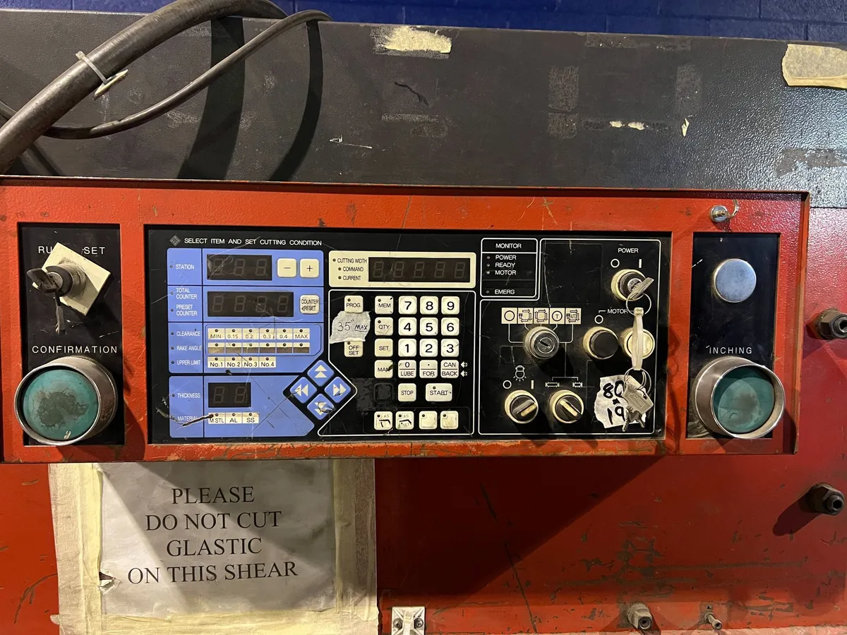 10’ x 1/4” Amada Model M3060 Mechanical Power Squaring Shear w/ FOPPBG