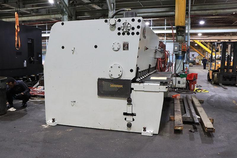 1/2" x 10 ft. Amada Hydraulic Power Squaring Shear Model H-3013