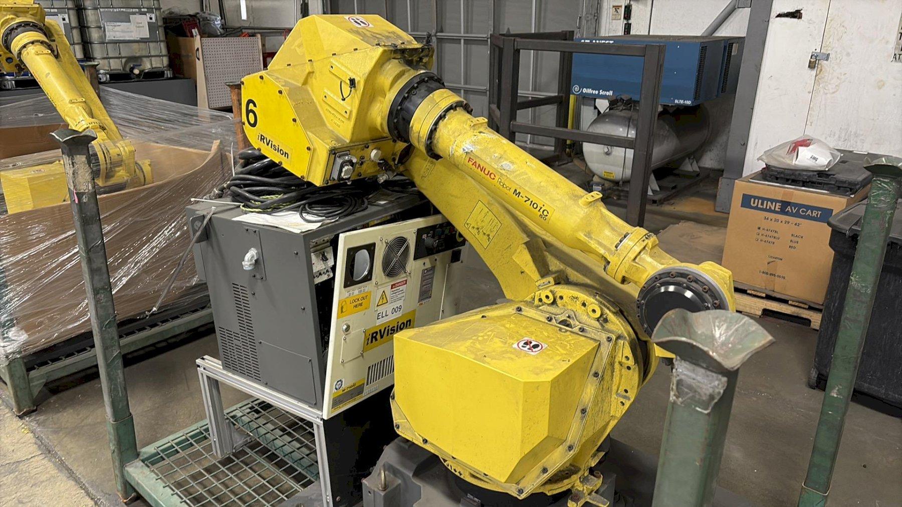 1 PREOWNED FANUC ROBOT MODEL M 710iC R30iB S N F125110 Smith 1 PREOWNED FANUC ROBOT MODEL M 710iC R30iB S N F125110 Smith