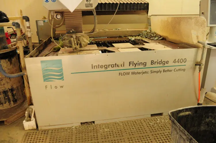 2006 FLOW IFB 4400 | Waterjet Cutters