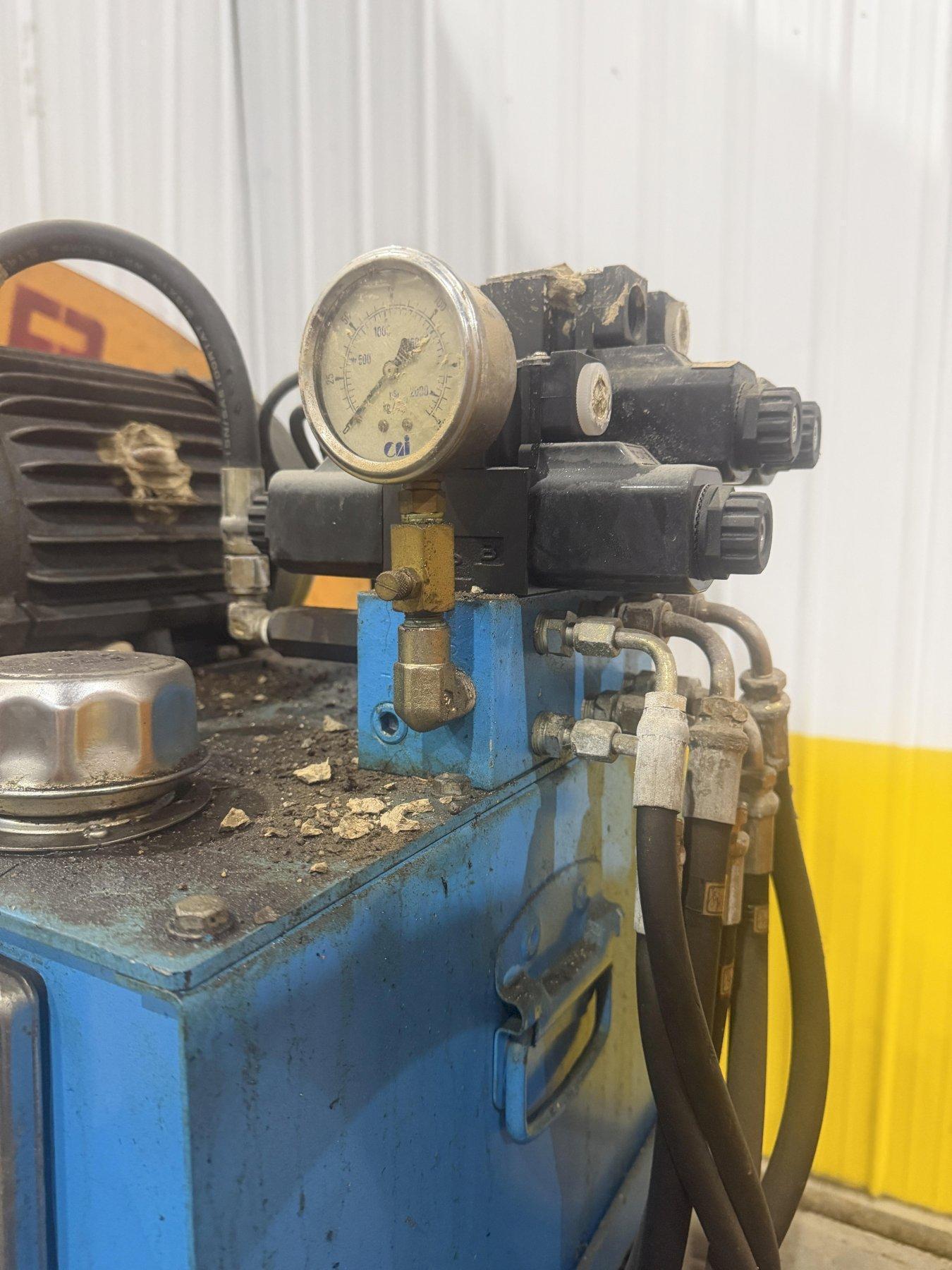 FREEDOM MILL UCD-5300PR DOUBLE END UNCOILER