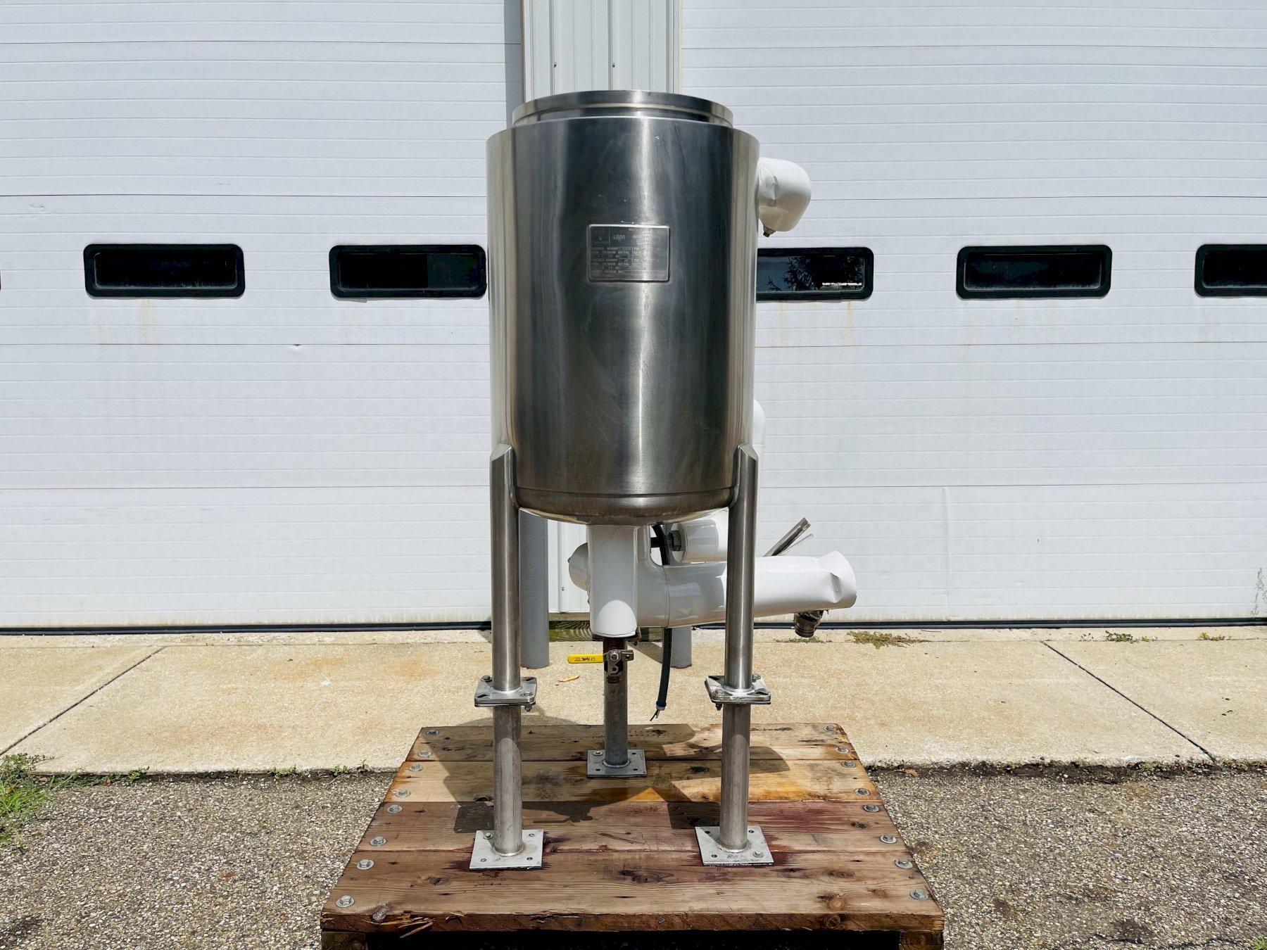 Martin Petersen Co. 33 Gallon Stainless Steel Jacketed Mix Tank
