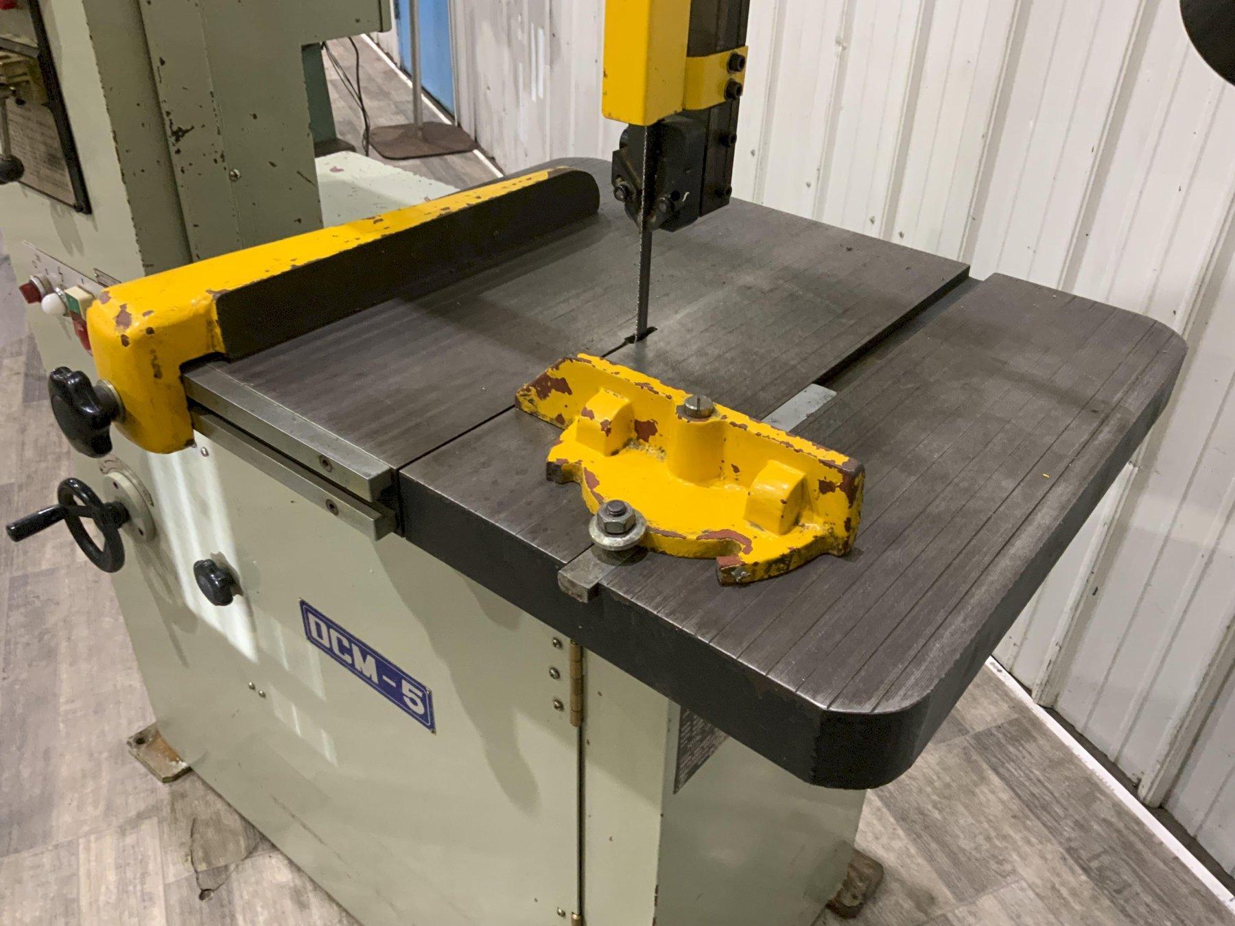 19-1/2" VICTOR DCM-5 VERTICAL BAND SAW: STOCK #81434