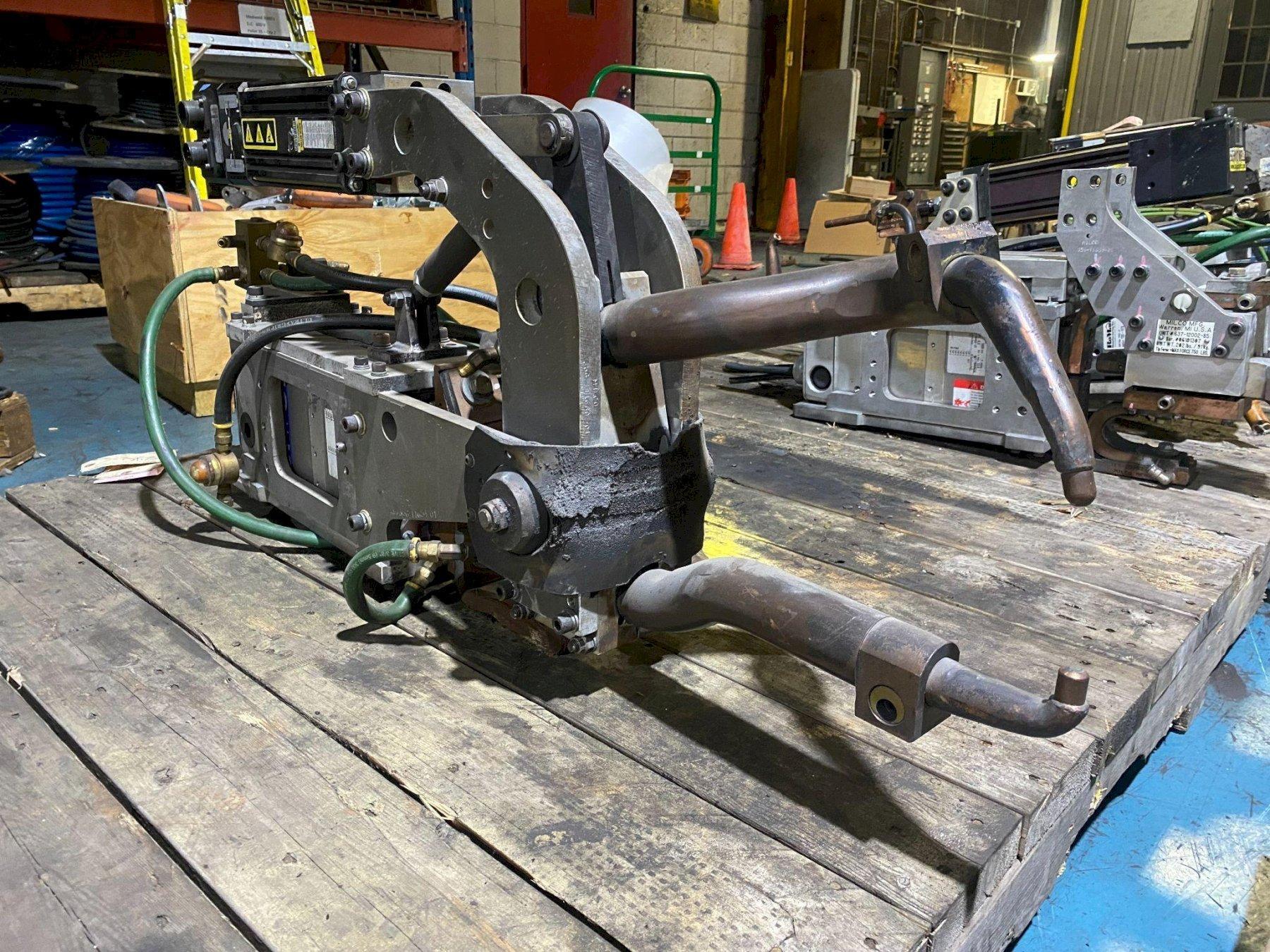 MILCO 665-12003-51 Pinch Type Weld Gun USED