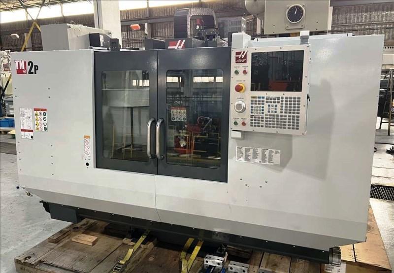 HAAS TM-2P CNC TOOLROOM MILL WITH TOOL CHANGER