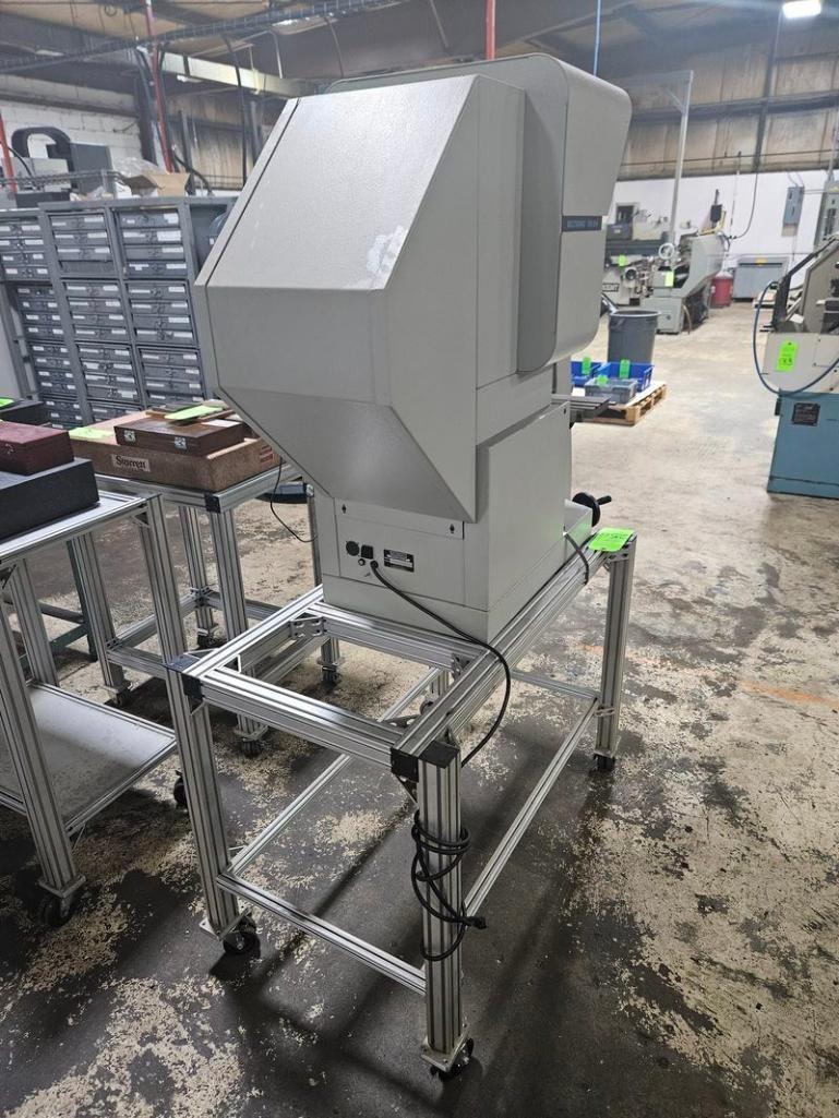 14" Deltronic Model DH214 Bench Top Optical Comparator with Digital Readout