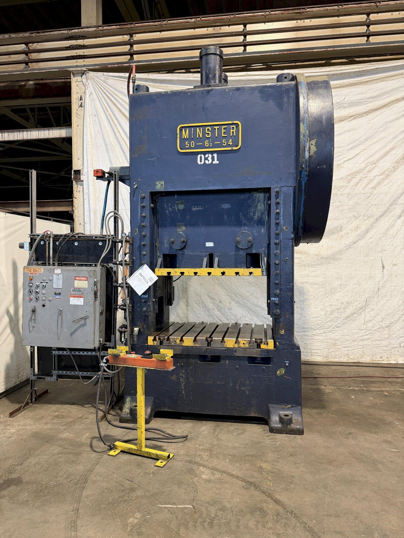 160 TON MINSTER 50-6 1/2-54 STRAIGHT SIDE DOUBLE CRANK PRESS. STOCK # 0470124