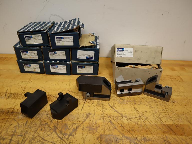 Schunk BWTJ-K305-21 Quick Change 3-Jaw Chuck Base Jaws with (9) Sets of BWW 250 Steel Jaws *** Appear to Have Little to No Use***- Auction Item