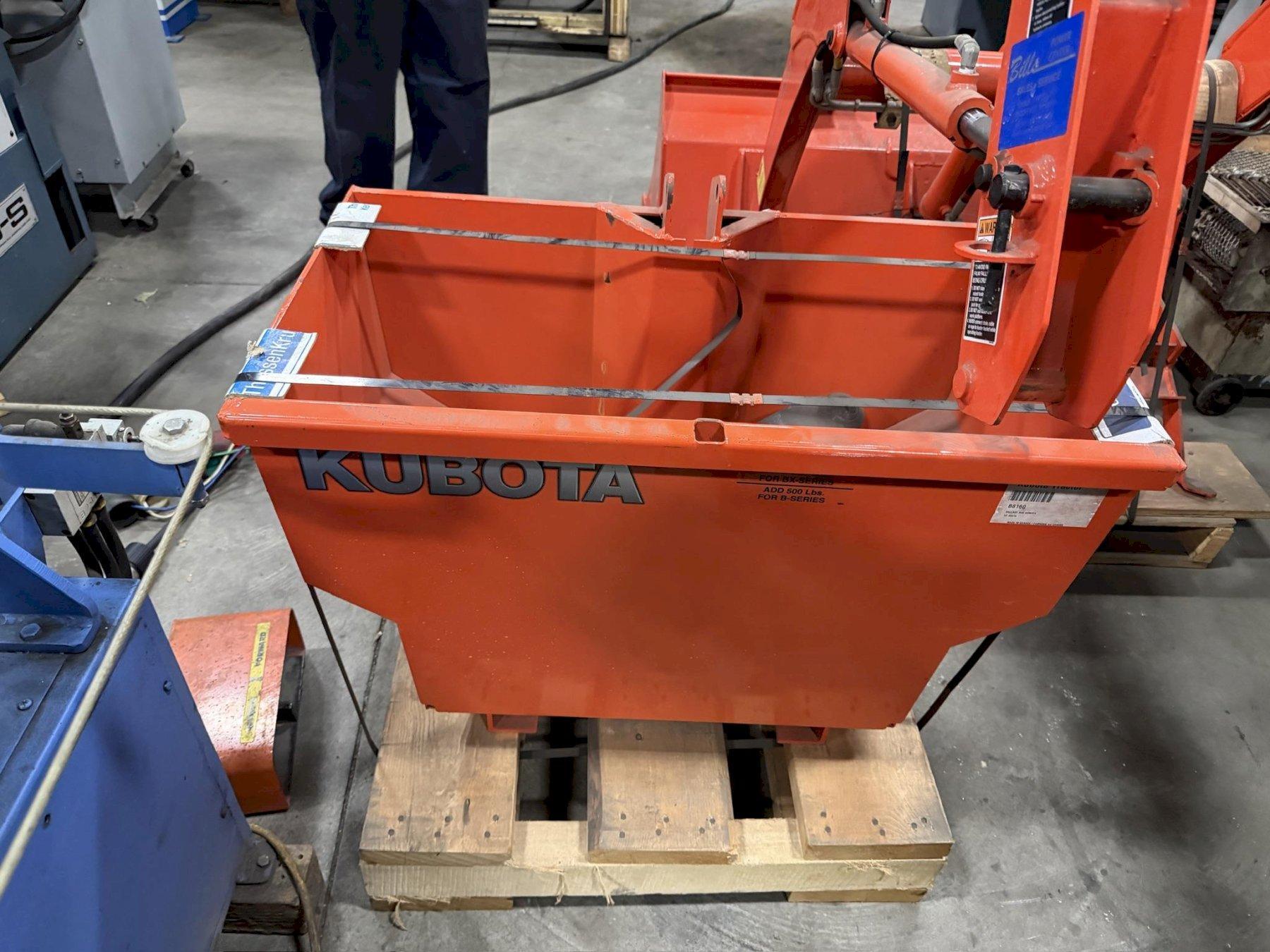 Kubota B8160 Ballest Box