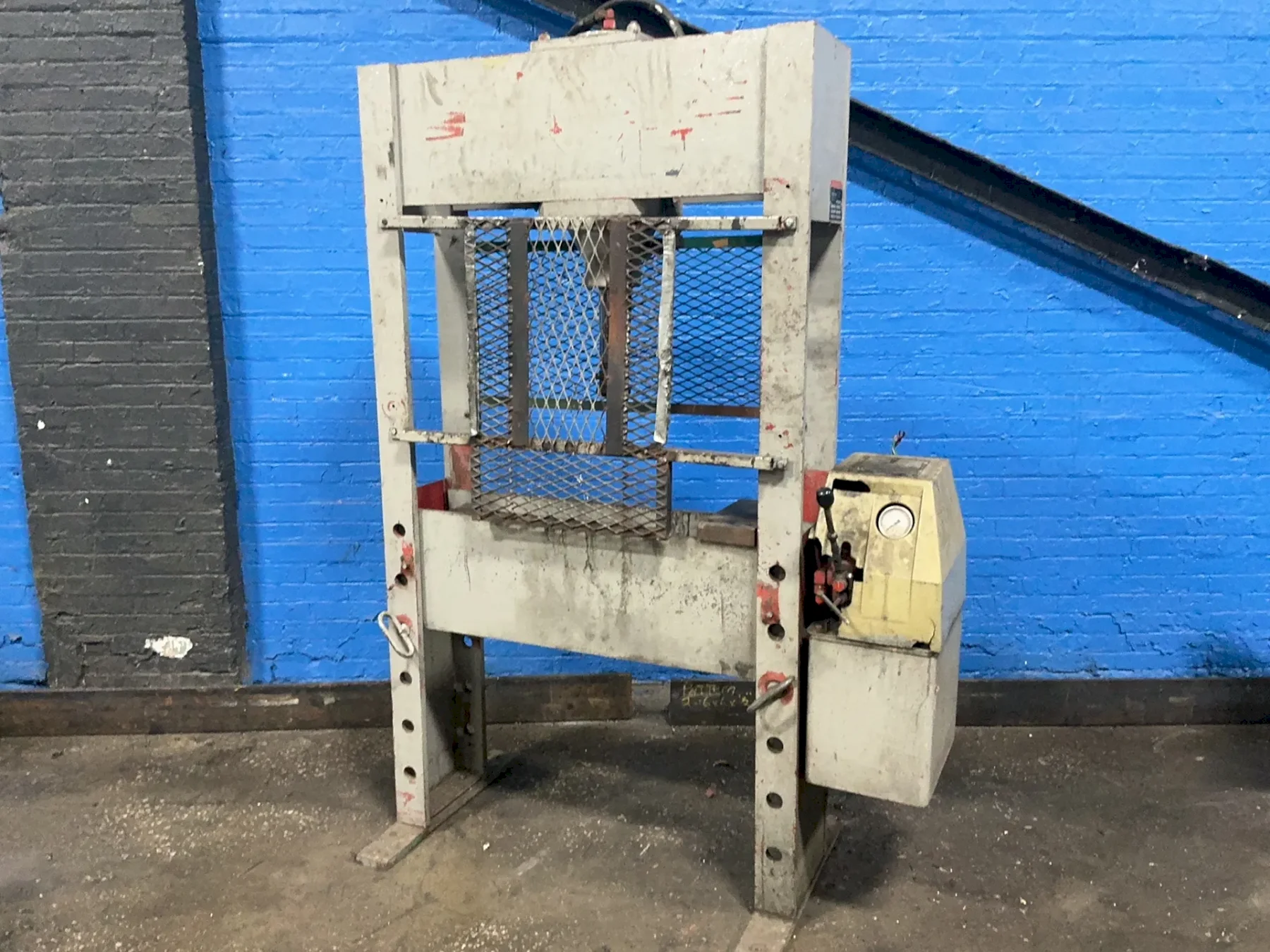STENHOJ 44 TON HYDRAULIC H-FRAME PRESS  -  500994