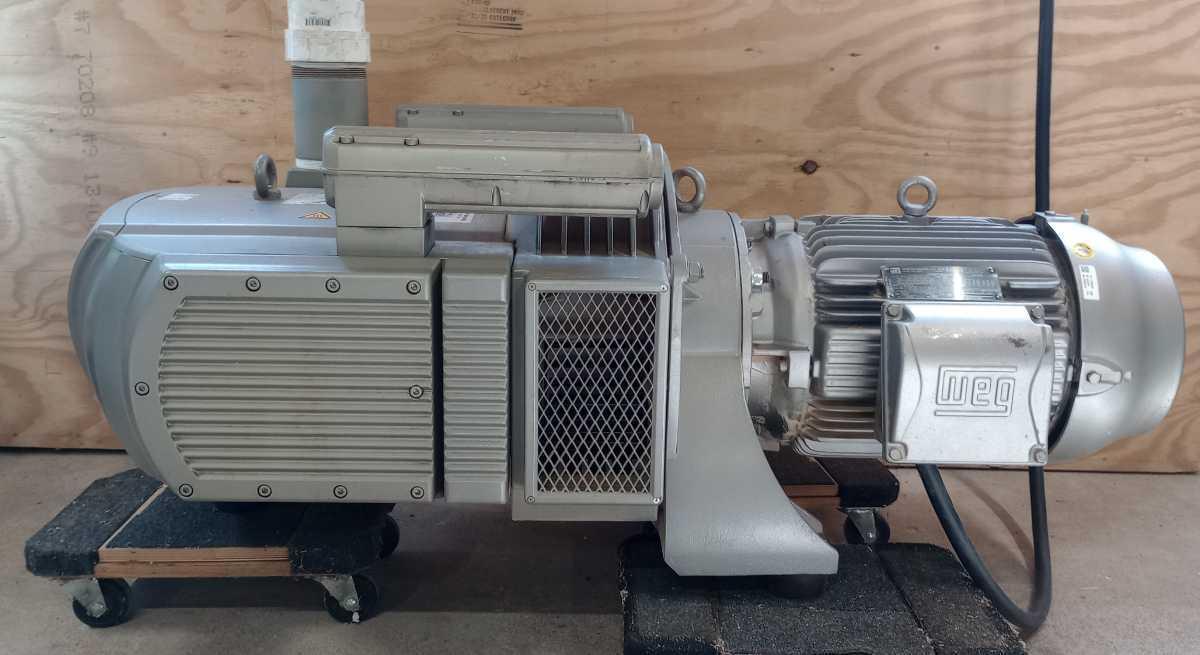 25 HP Becker VTLF 2.500/0-79 Vacuum Pump, 2019 – Single Phase Ready, Vectrue CFW-11 Inverter Included, Single Stage, Oil Free, Low Usage