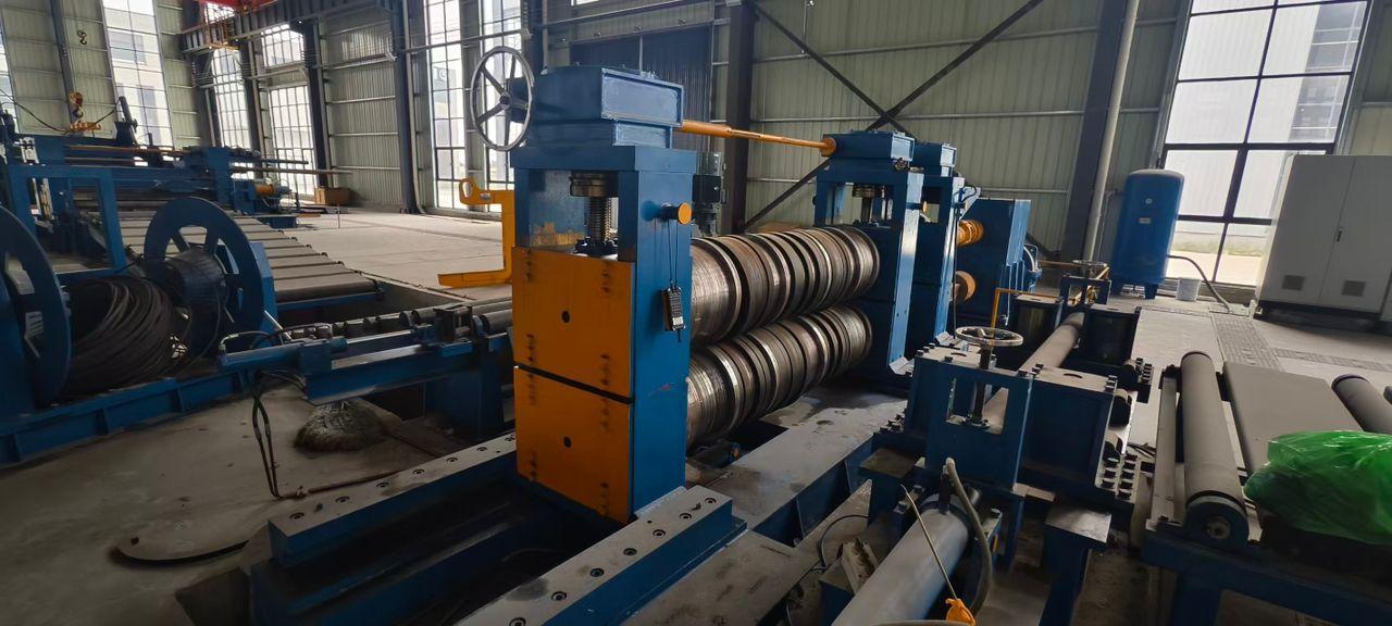 2000mm x 16mm x 32 Ton  Slitting Line (2025)