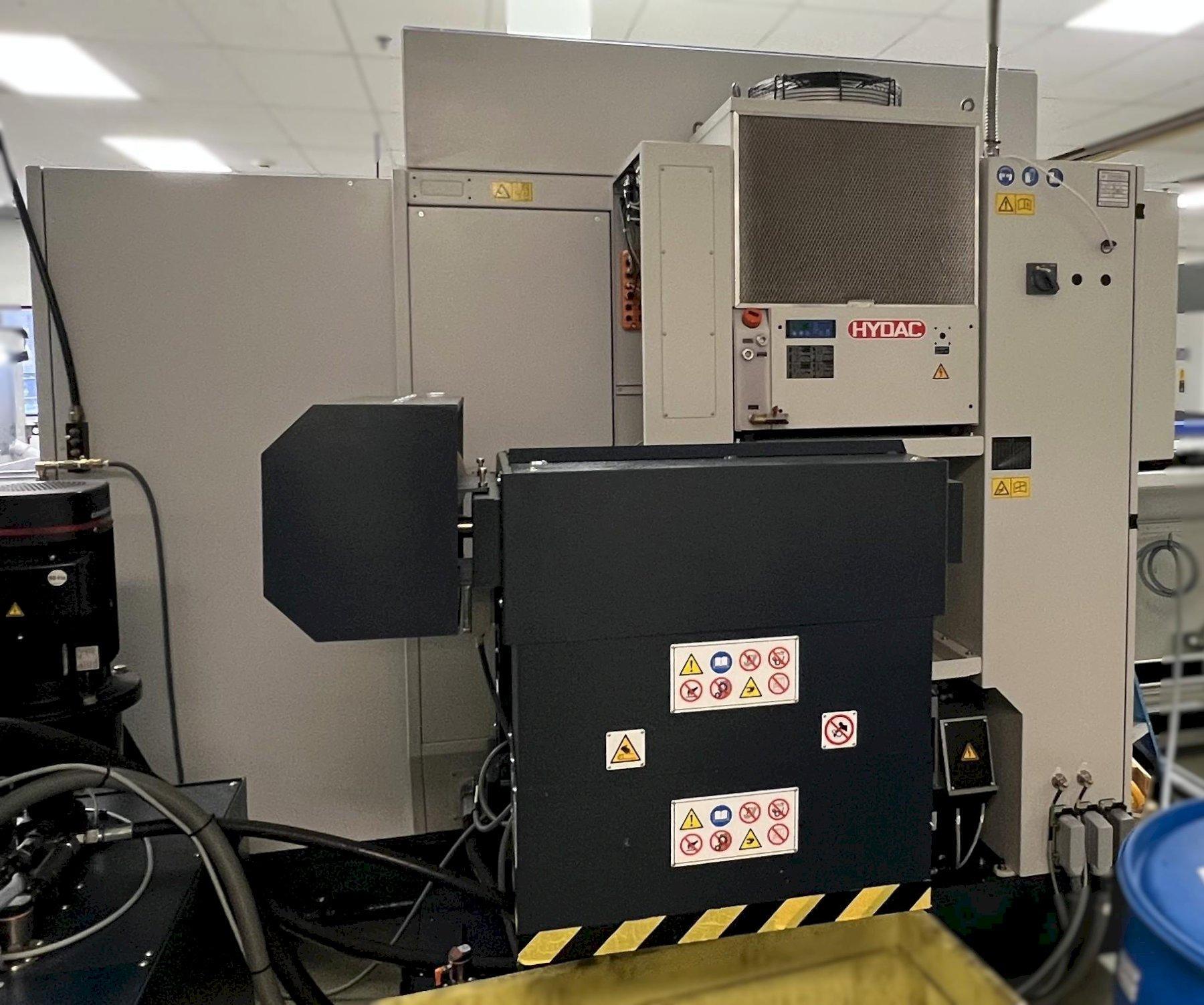 SPINNER MICROTURN 52 Ultra-Precision Turn-Mill-Center, dual spindles, dual spindle, 12-station turret with live-tools, full 5-axis, with a rotating 12,000 rpm B-axis milling spindle