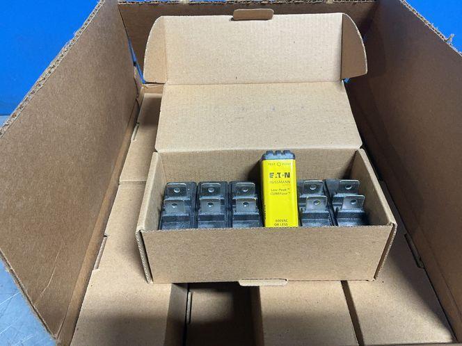 EATON FUSES   -  TCF100RN