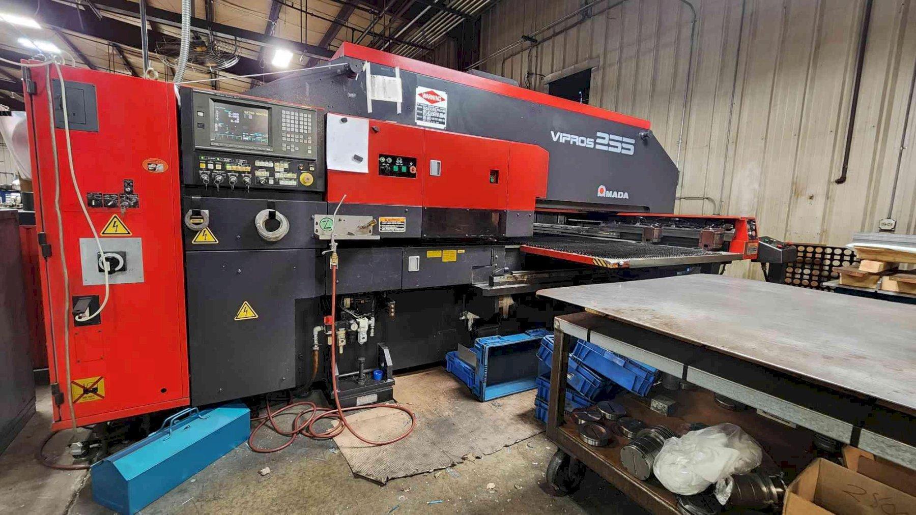 AMADA Vipros 255 - Punches, Turret