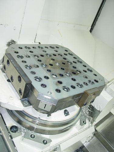 OKUMA MB-4000H CNC HORIZONTAL MACHINING CENTER, OSP -P300M CNC Control, X=22.05", Y=22.05", Z=24.61", Cat-40 Taper, 22 HP, 15000 Max Spindle RPM, ATC, Chip Conveyor, Coolant System, New 2013.