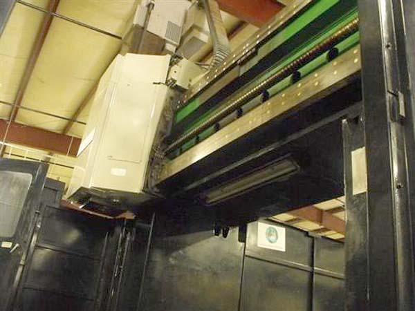 MAZAK V100 Versatech Mazak Mazatrol M32 CNC, (2) 78" x 157" Pallets, X=196",Y=127", Z=39", 50-Taper, 80 Station Tool Changer, Head Changer, New 1996.