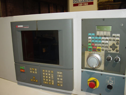 CINCINNATI HAWK 250, Siemens Acramatic 2100 CNC Control, 21" Swing, 10" 3-Jaw Power Chuck, Tailstock w/ 27" Centers, Chip Conveyor, 1999.