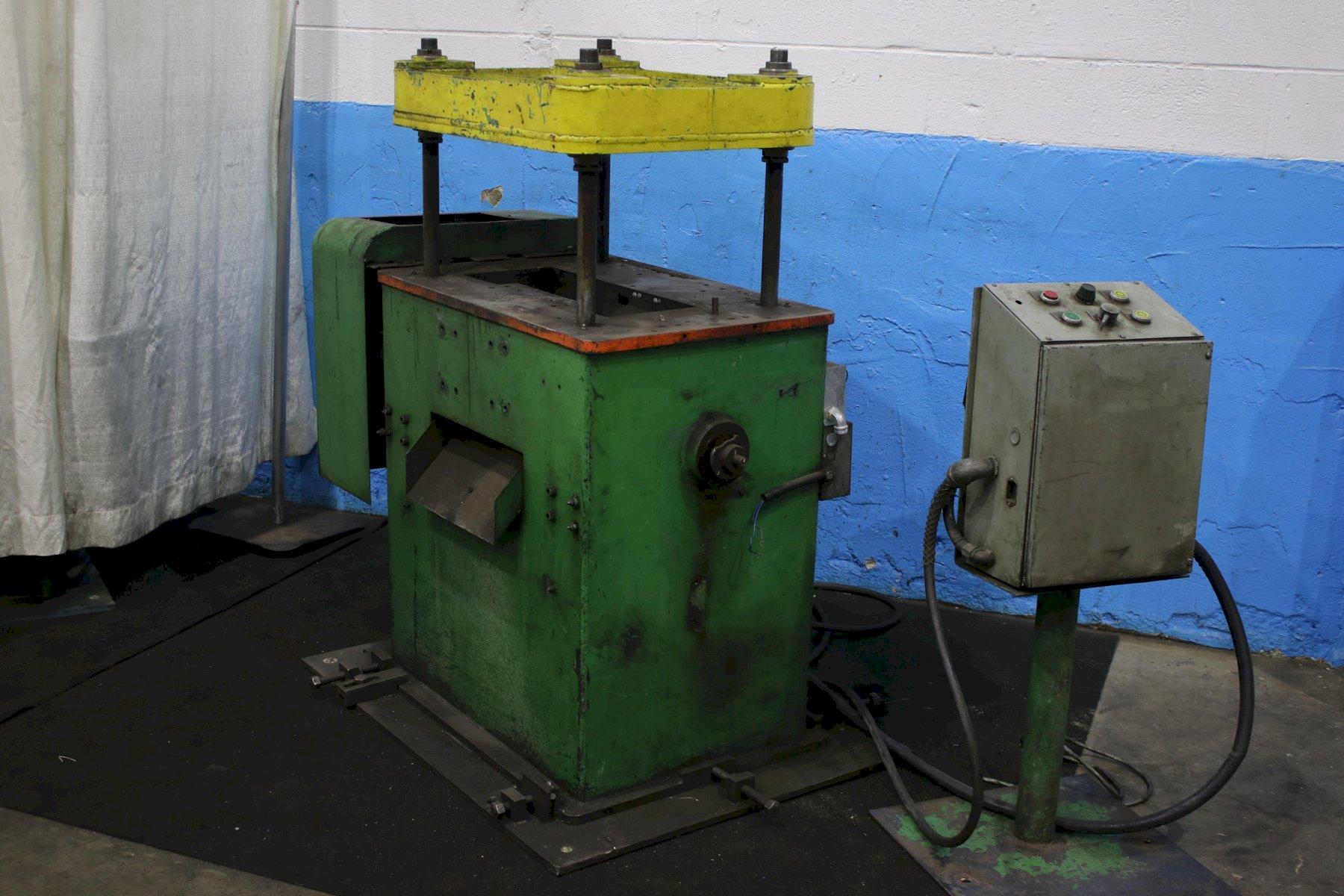 18 TON 4 POST CUTOFF PRESS: STOCK #74717