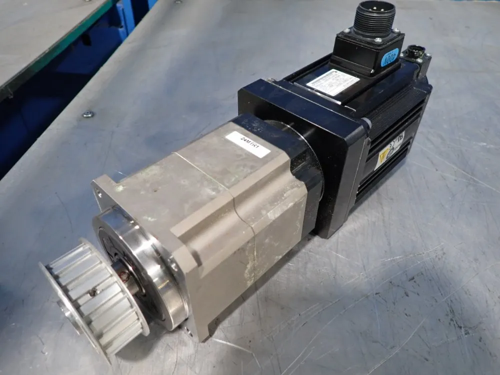 YASKAWA ELECTRIC 1500 RPM AC SERVO MOTOR   -  SGMSV-10D3A61