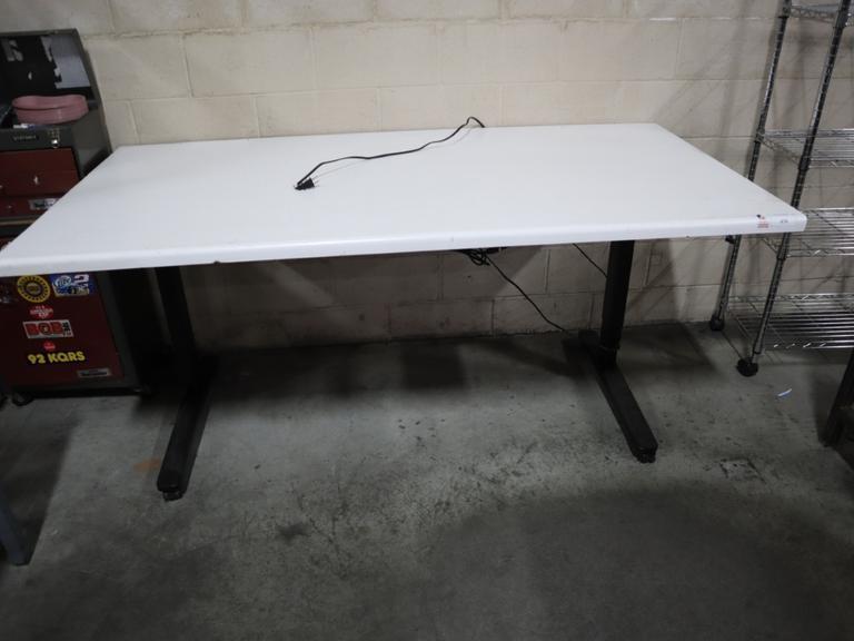 Electronic Height Adjustable Work Table, Protable on Casters, Formica Top- Auction Item