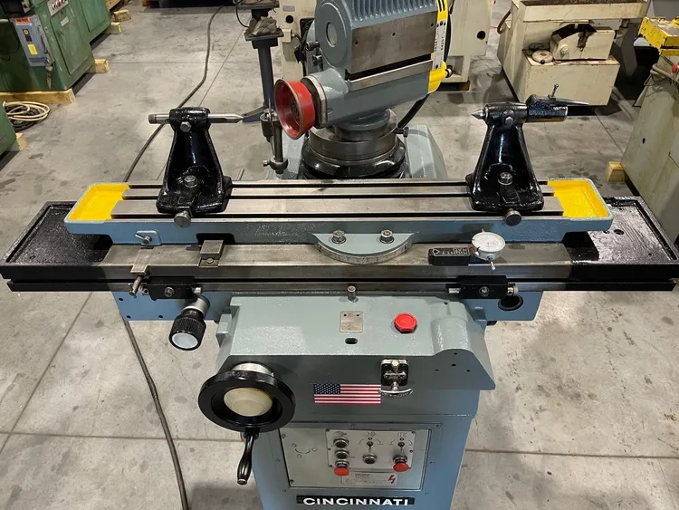 CINCINNATI MILACRON #2MT Tool & Cutter Grinder 1974’ #7058