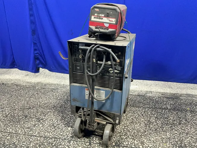 Miller  Welder W/ Cooler - Syncrowave 250