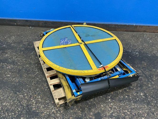 3,000 LBS PALLET LIFTER