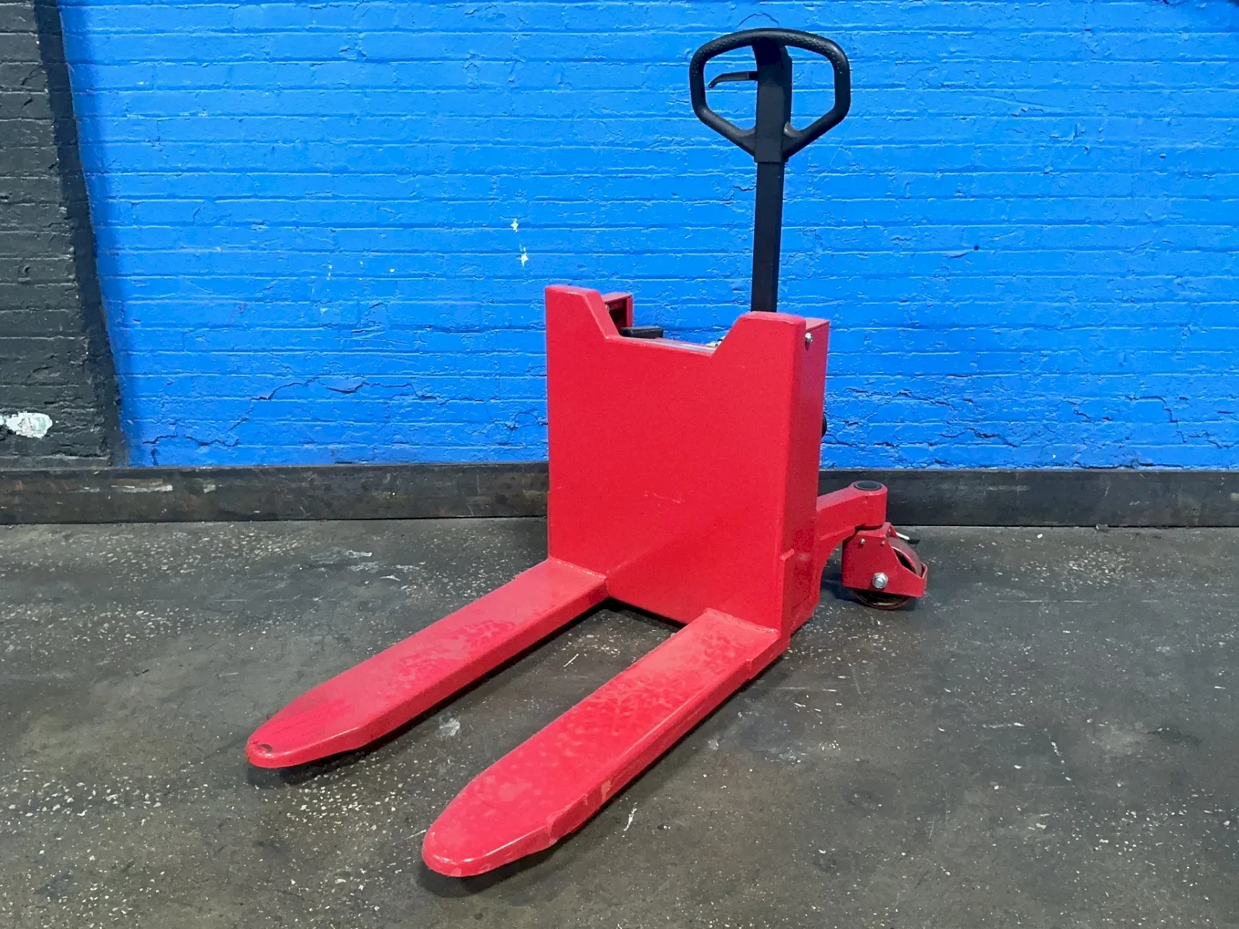 DAYTON 2200 LBS PALLET TILTER   -  33W285