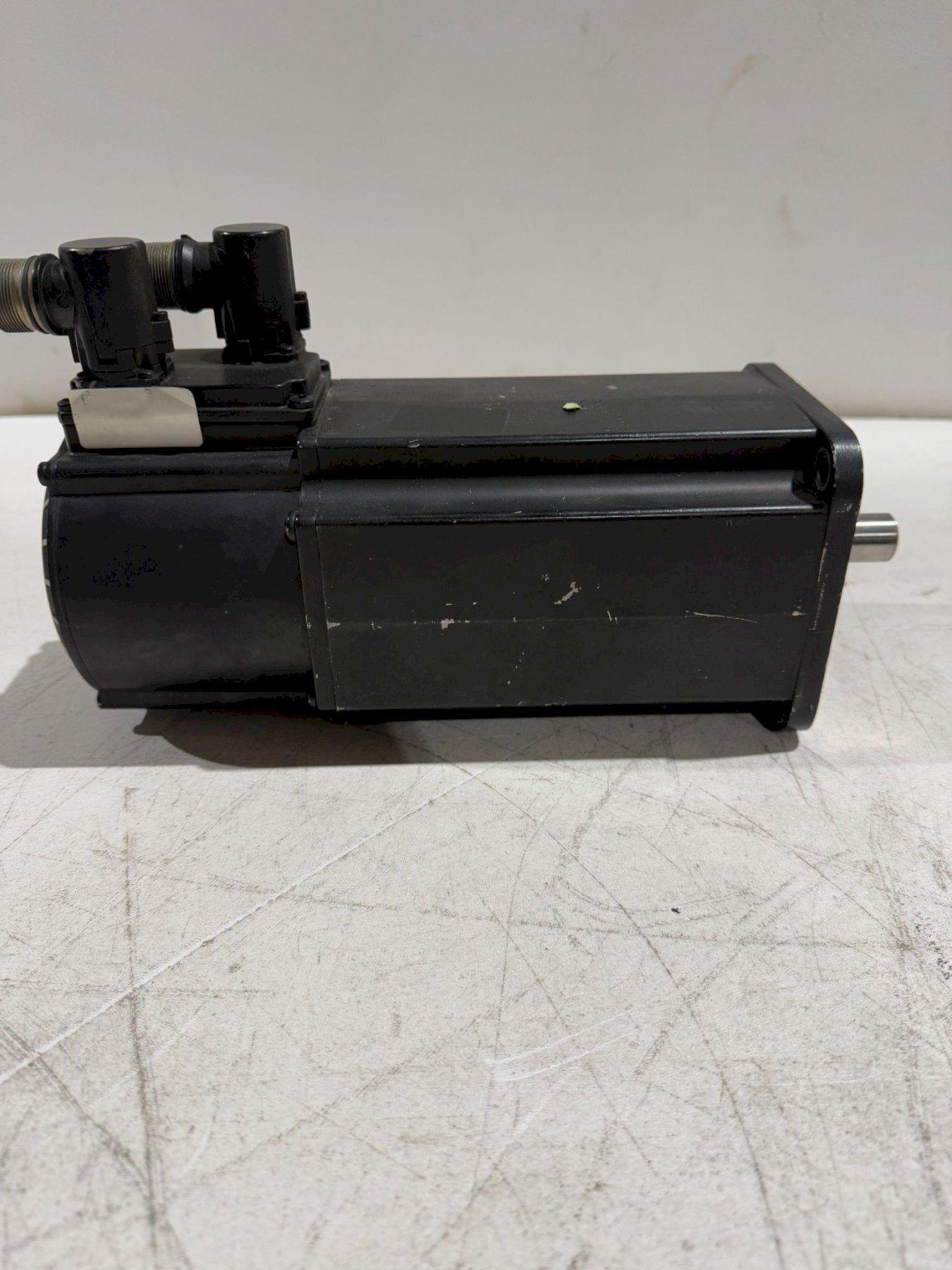 REXROTH INDRAMAT MHD071B-061-PG1-UN SERVO MOTOR USED